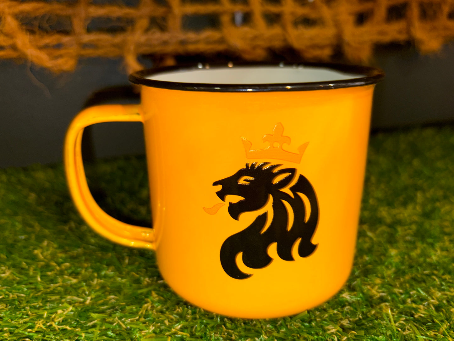 Mug in Enamel Different Colours -Luxembourg Collection