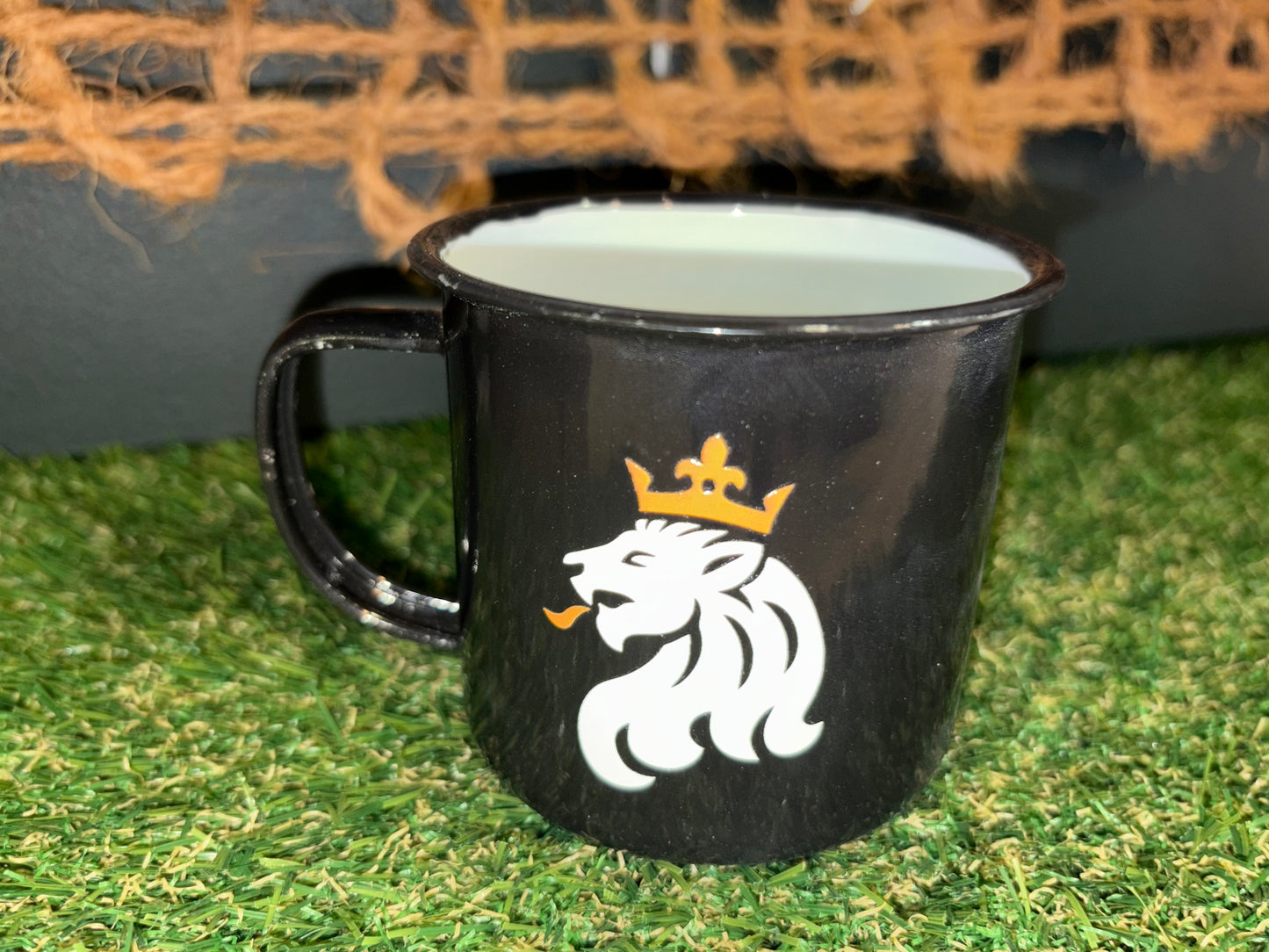 Mug in Enamel Different Colours -Luxembourg Collection