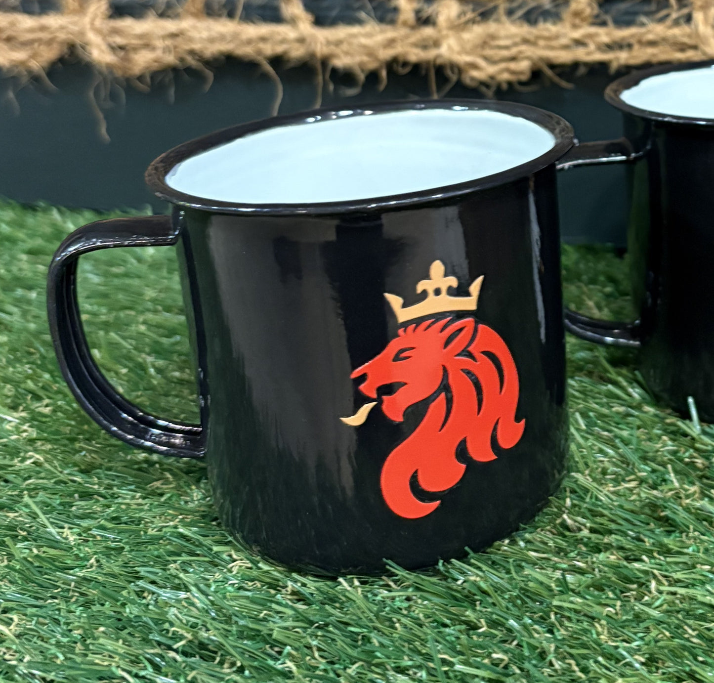 Mug in Enamel Different Colours -Luxembourg Collection