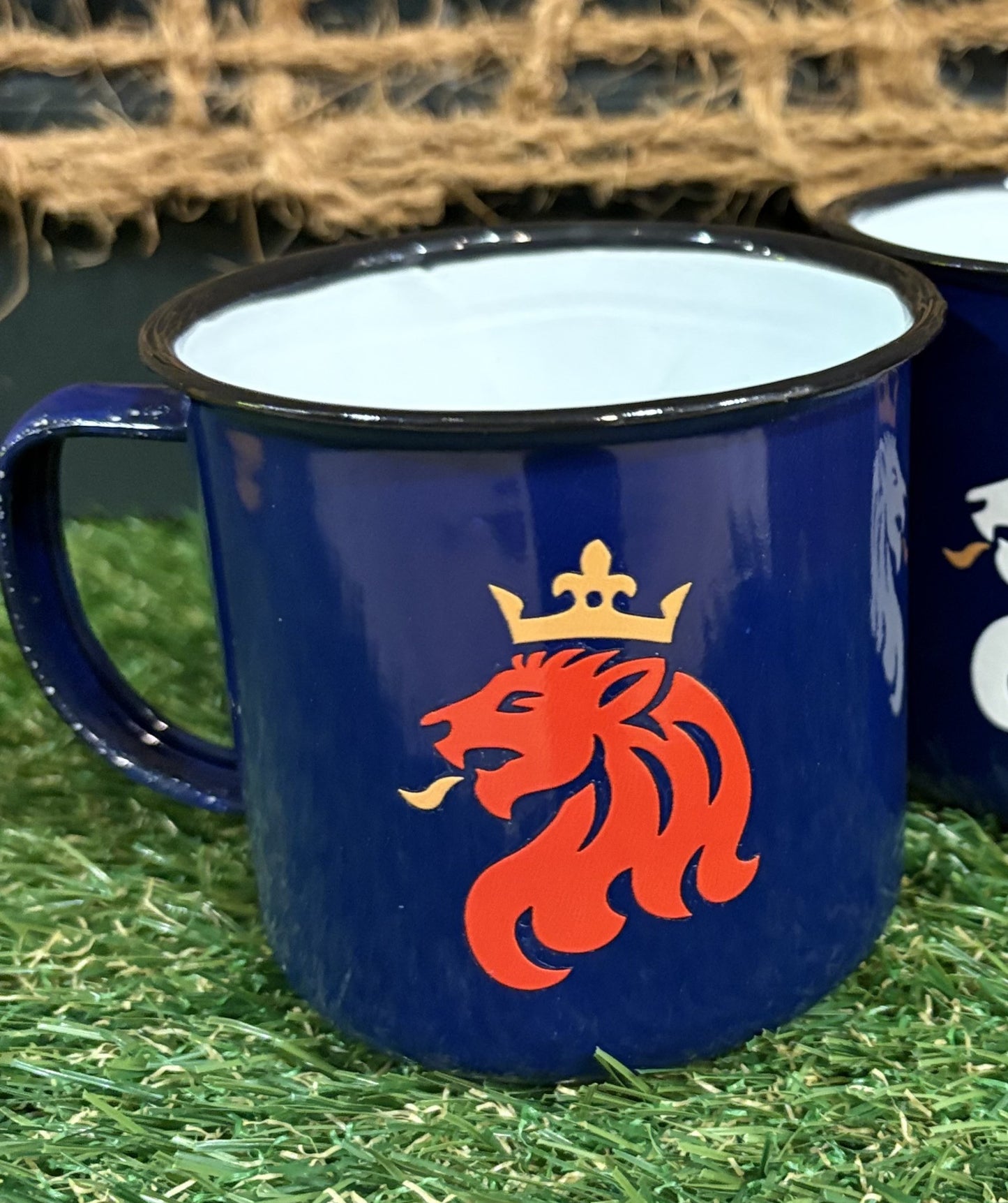 Mug in Enamel Different Colours -Luxembourg Collection