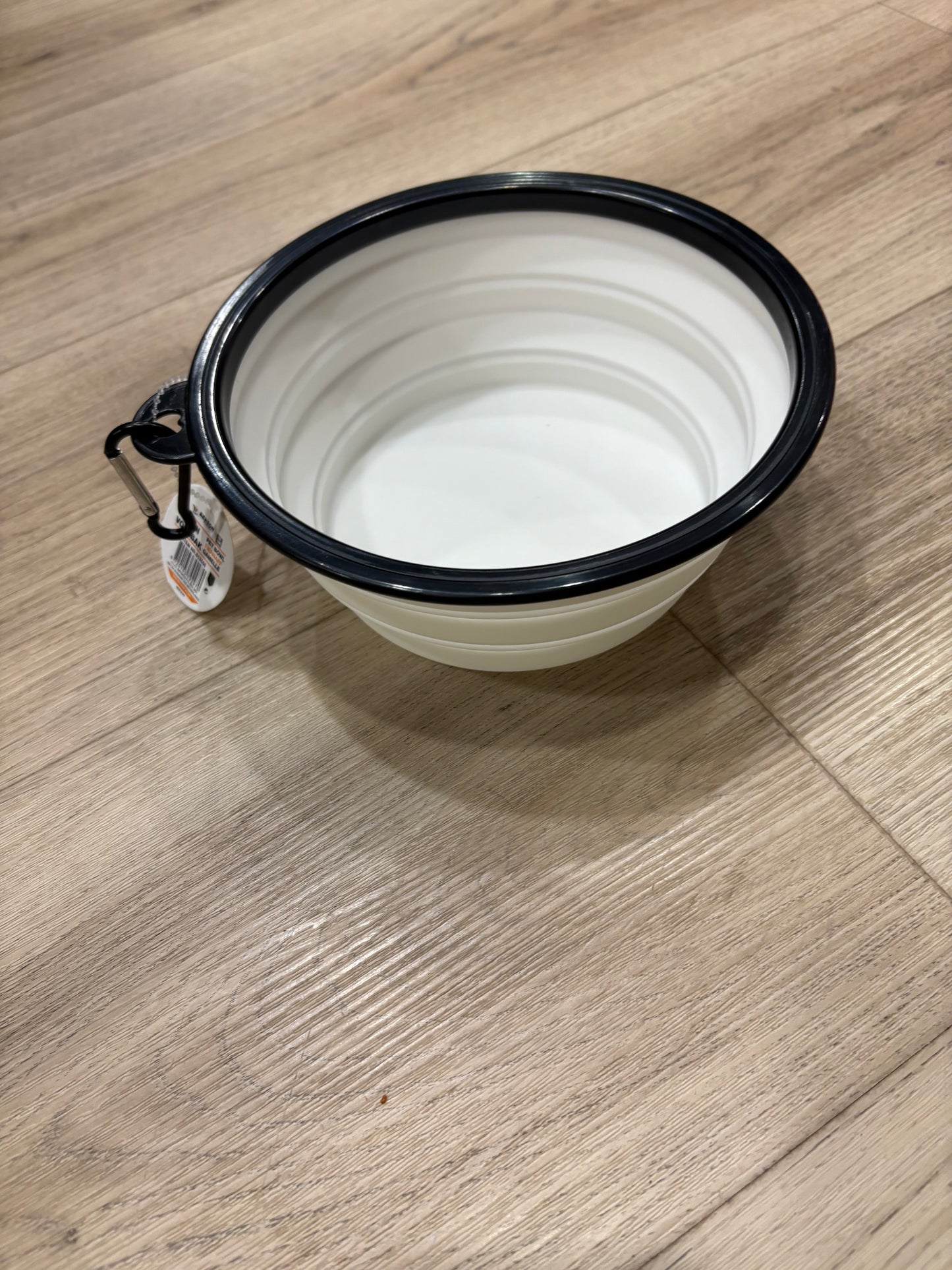 Pet bowl foldable