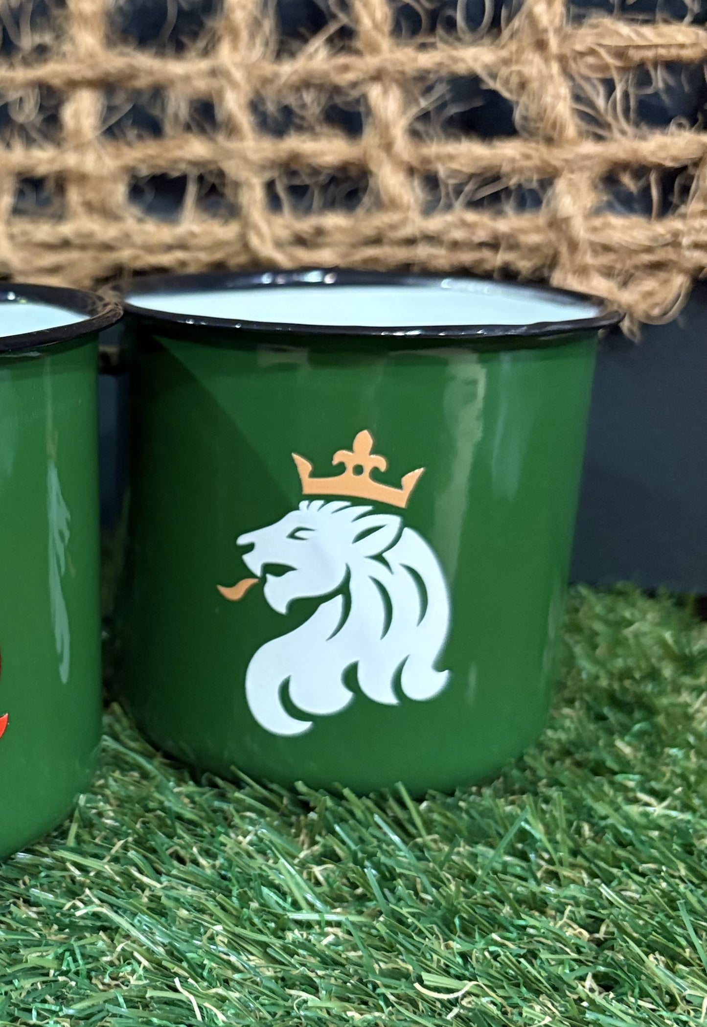 Mug in Enamel Different Colours -Luxembourg Collection