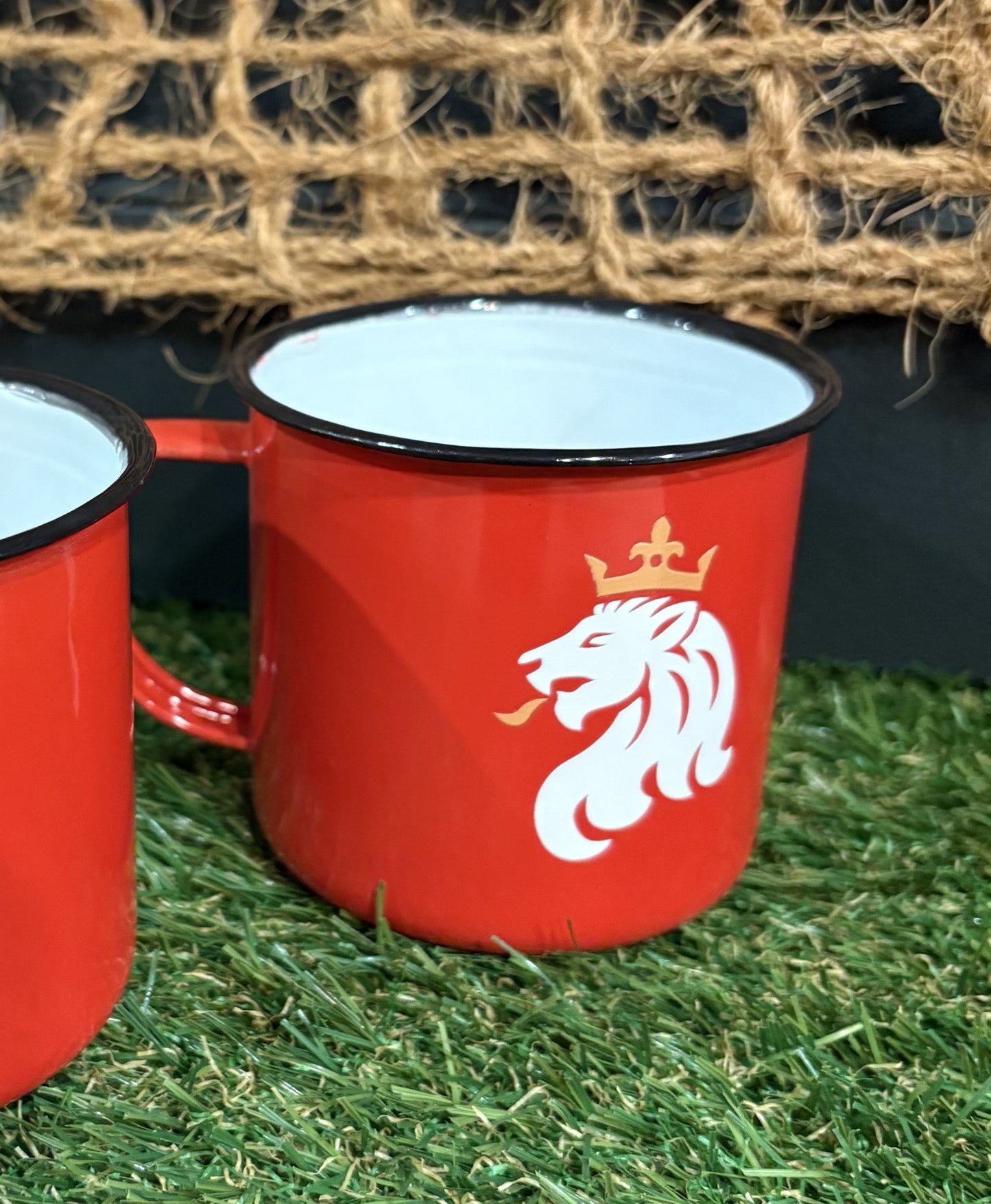 Mug in Enamel Different Colours -Luxembourg Collection