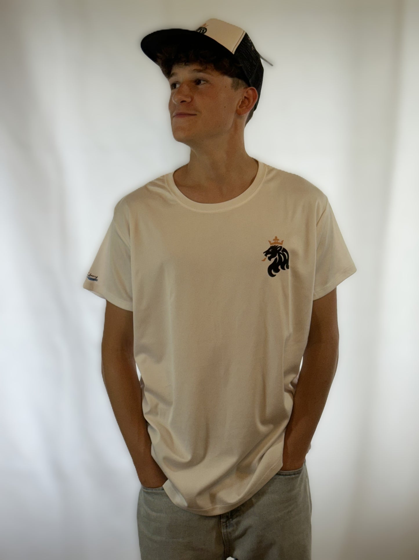 T-Shirt Fruit of the Loom,  Premium / Luxembourg Collection / Available in four colors